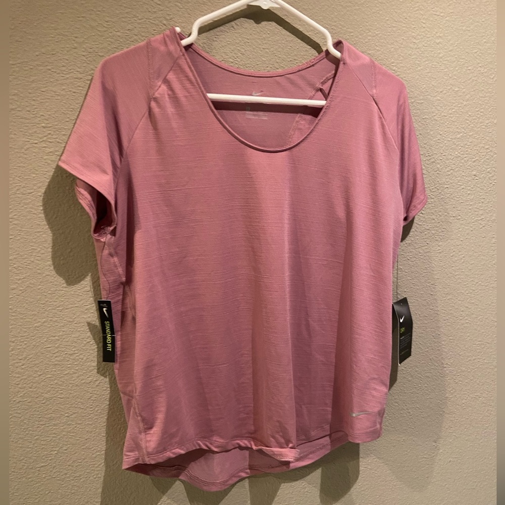 Women’s Dri-Fit Nike Large Pink Workout Shirt